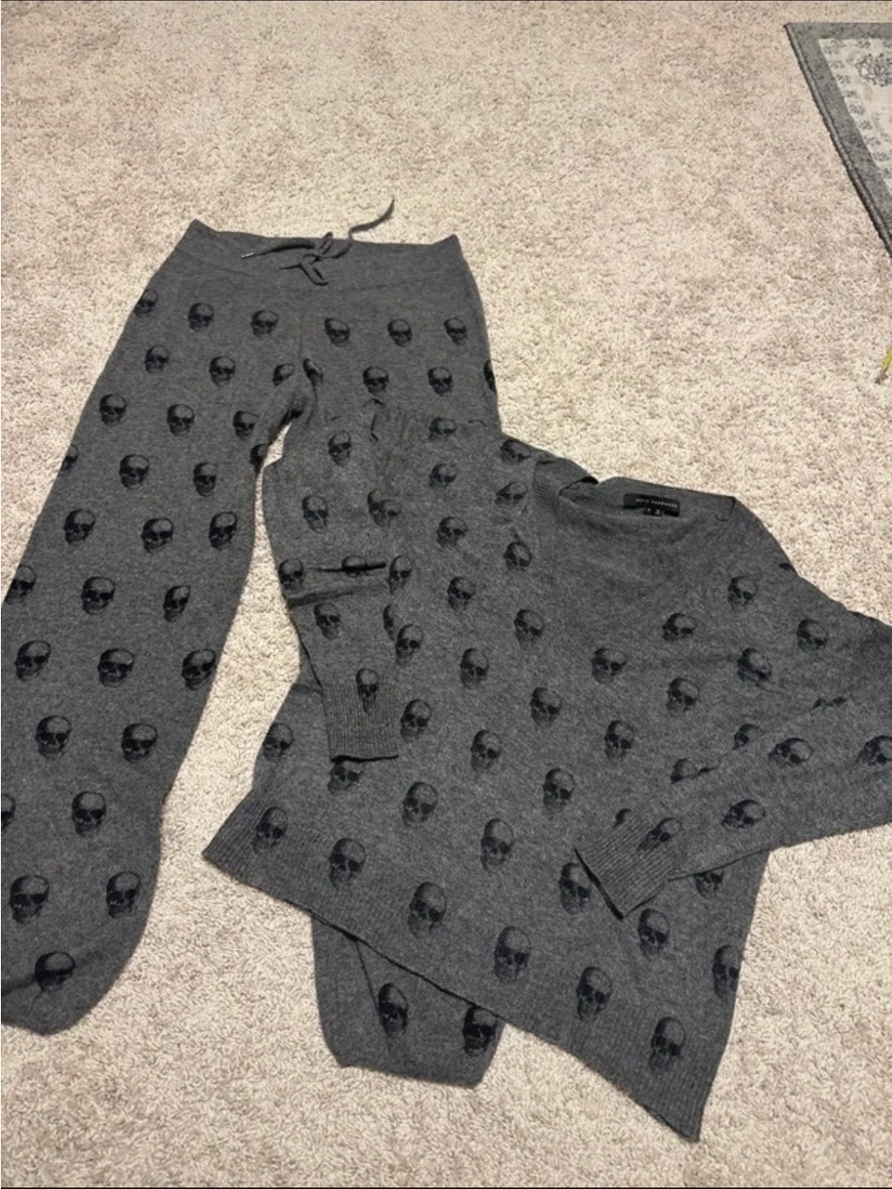 Skull cashmere set